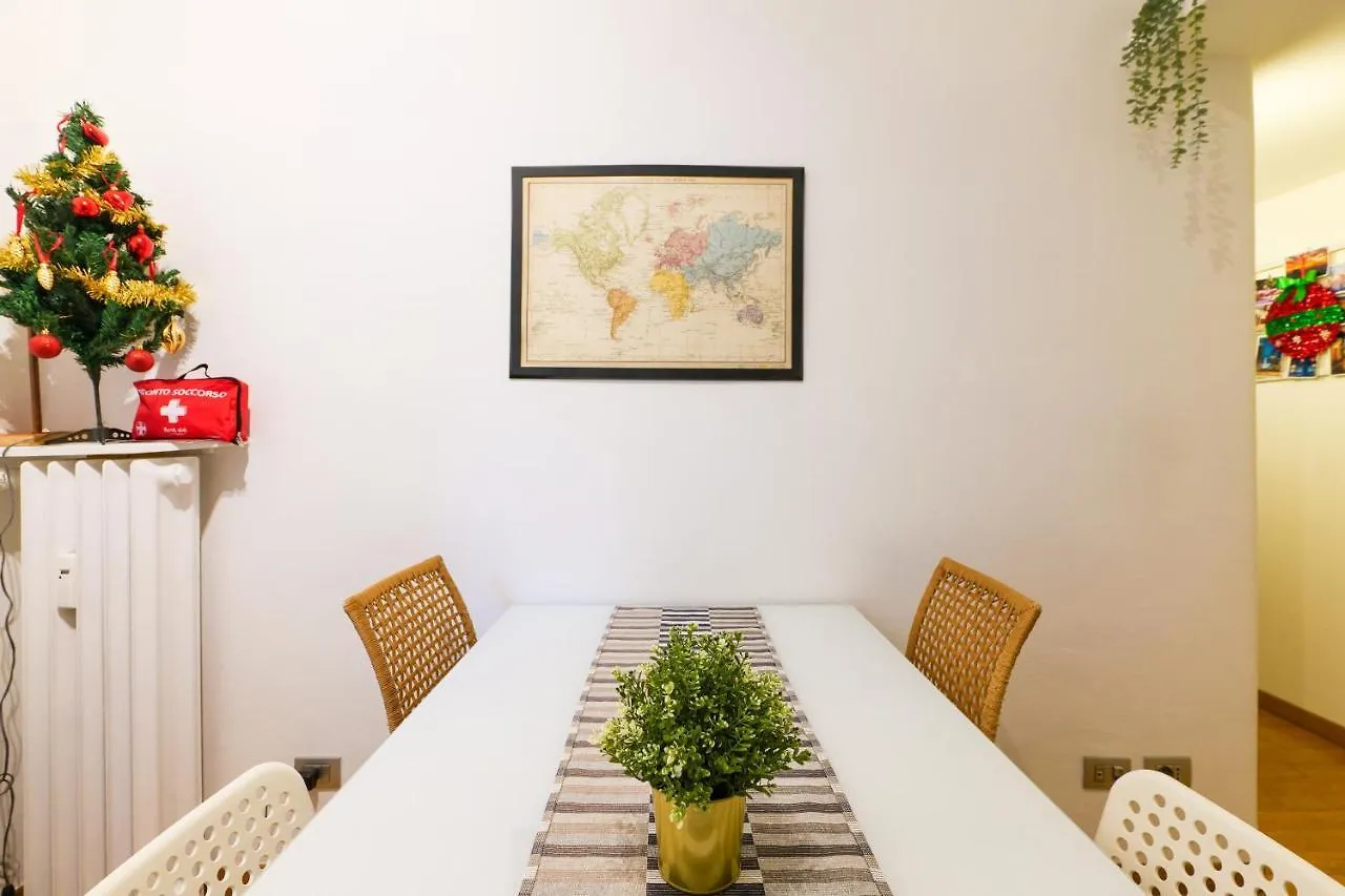 Tel Chí 34 Guest House Milán